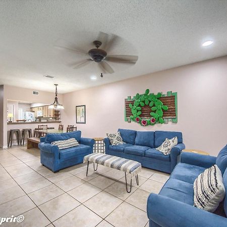 The Iron Cactus Condo On The Comal Cw C102 Нью Браунфелс Экстерьер фото